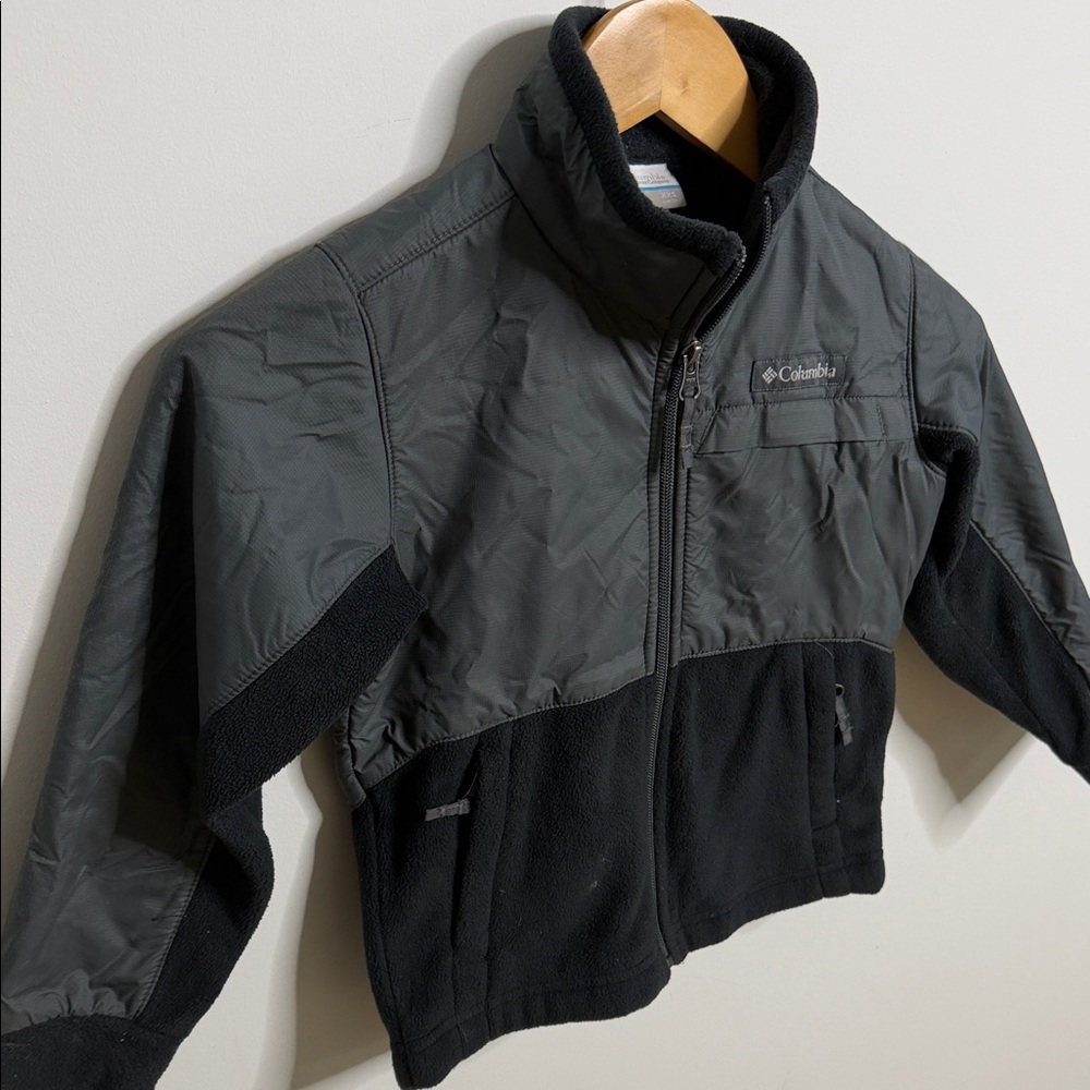 Columbia Kids Dark Gray and Black Puffer Jacket - Picture 3 of 9